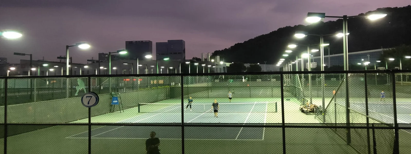 Refletores LED — exemplo de fornecimento 1