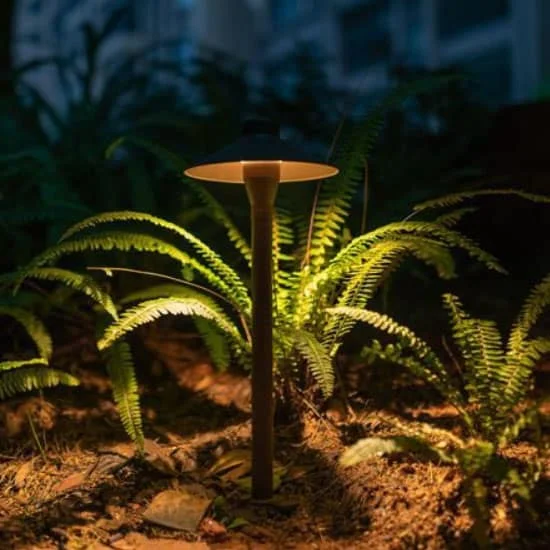 Iluminação para caminhos externos