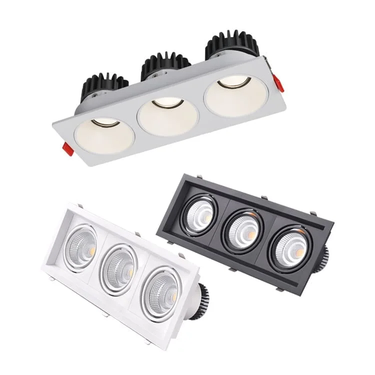 Downlights retangulares com três módulos orientáveis